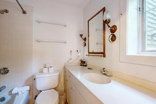 The CAVU Mansion on Bellevue image 17