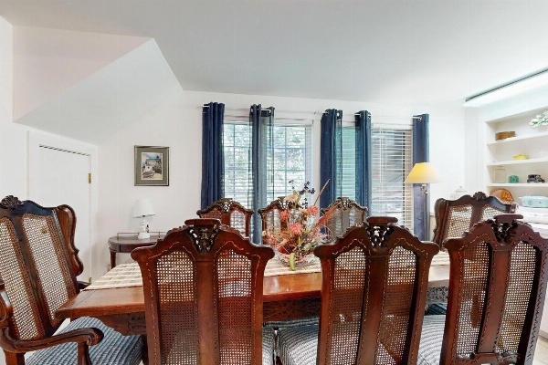 The CAVU Mansion on Bellevue image 7